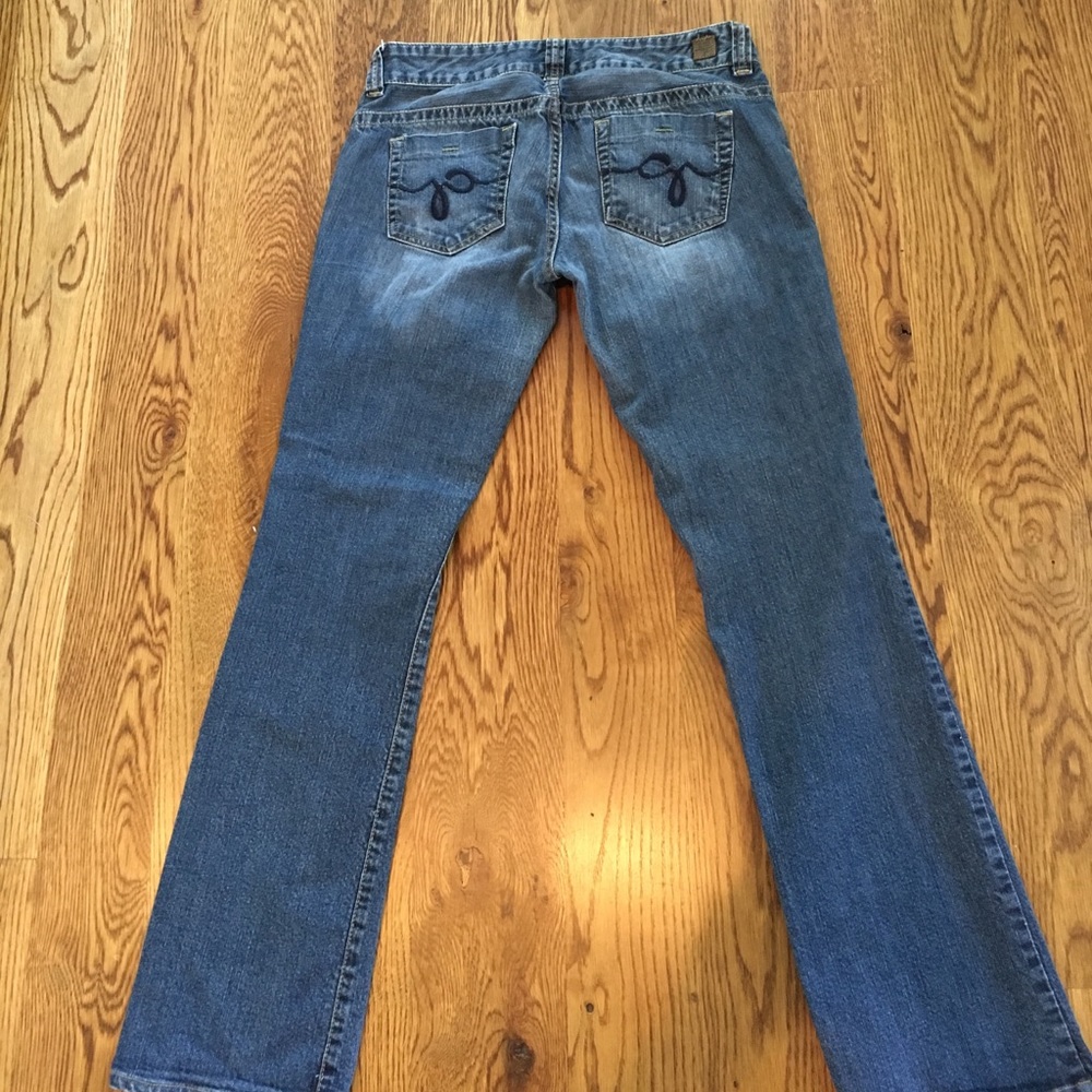 Guess Jeans
