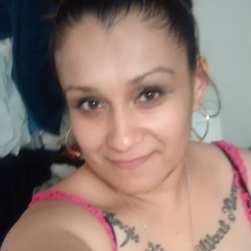 Meet your Posher, Monica