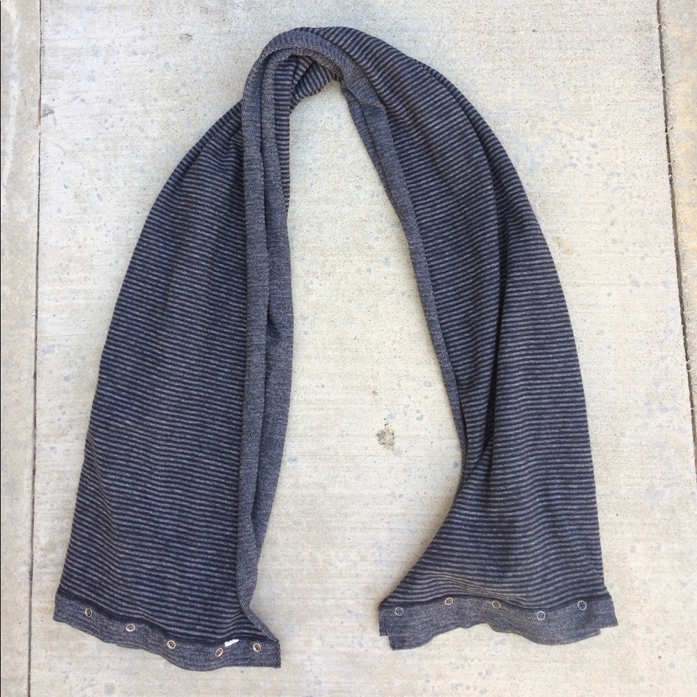 Lululemon scarf