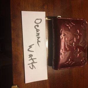 Authentic Louis Vuitton vernis zippy coin purse