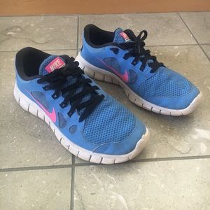 Youth Nike Tennis Shoes