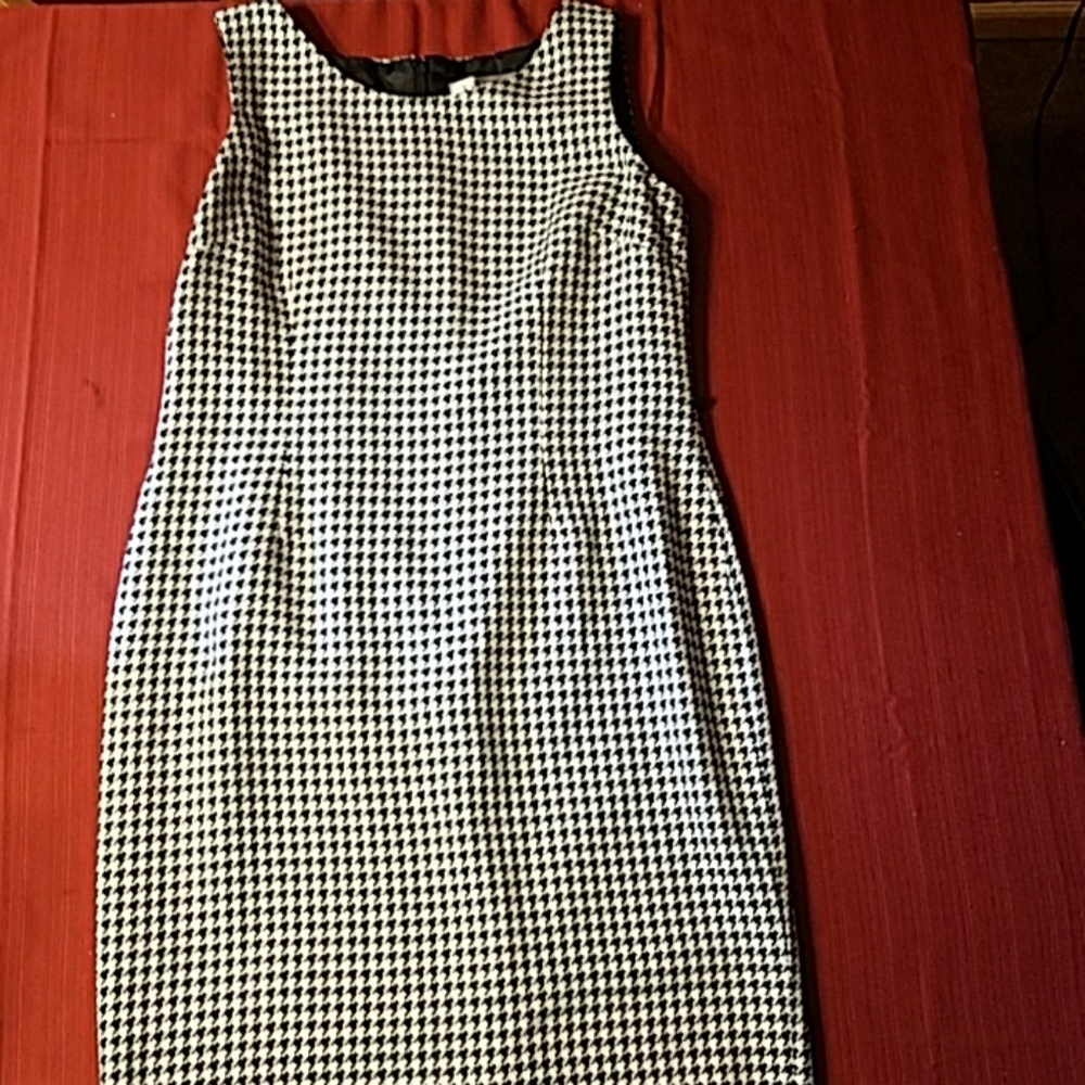 Hounds tooth business dress