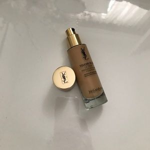 YSL Touché Eclat Le Teint Radiance Foundation