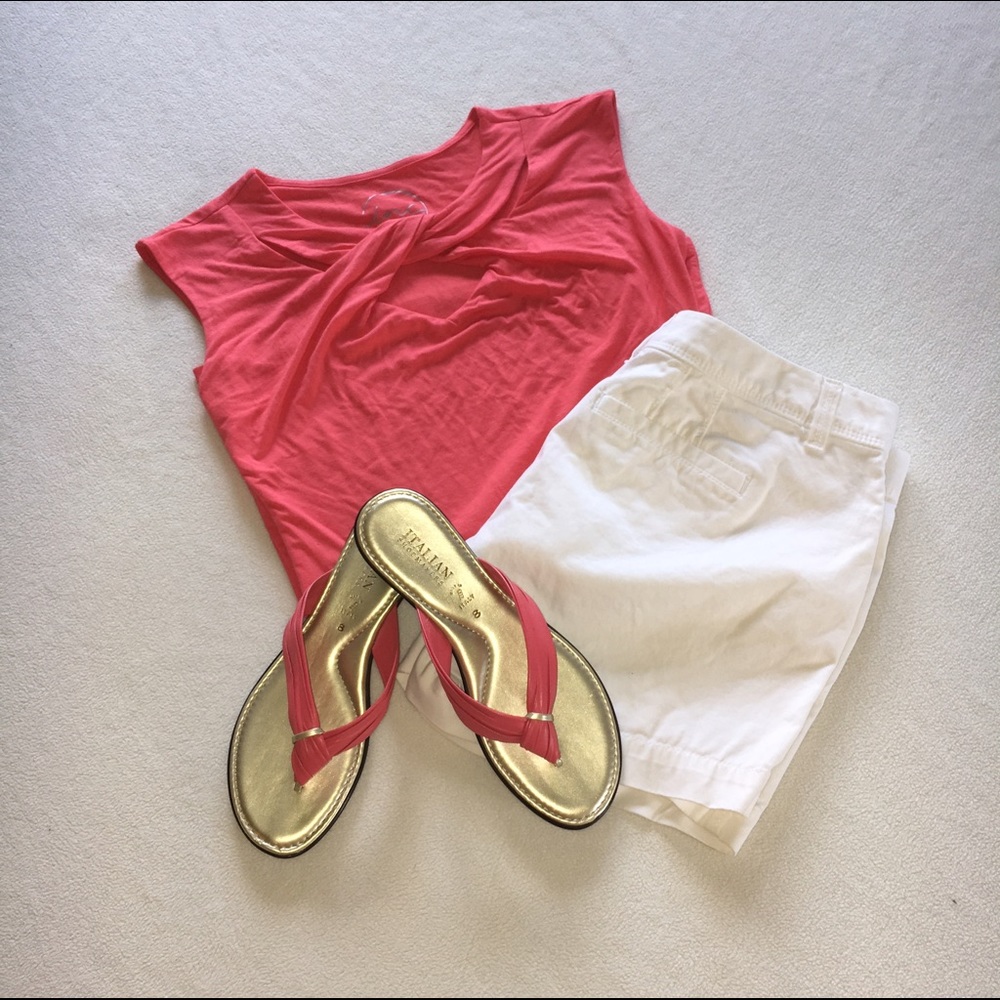 NWOT Coral Stretch Top