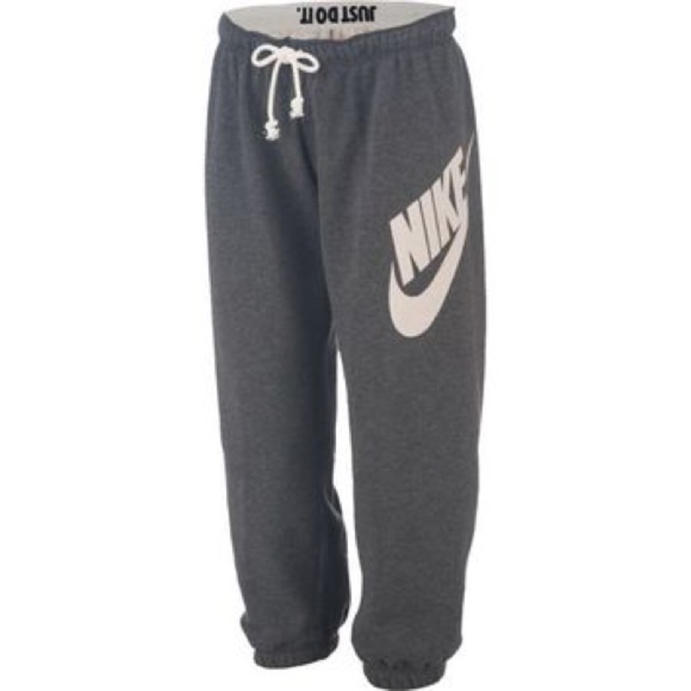 Nike Rally Capri Logo Sweatpants
