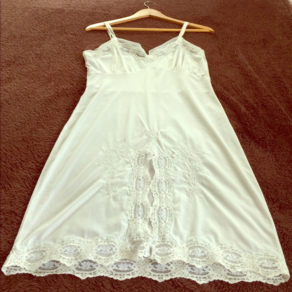 Vintage 1940's slip/nightie