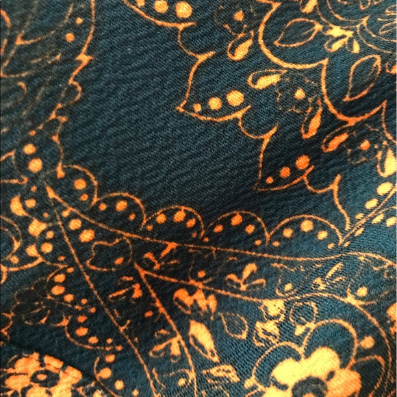 SOLD! Lularoe Carly orange paisley print S - Picture 6 of 6