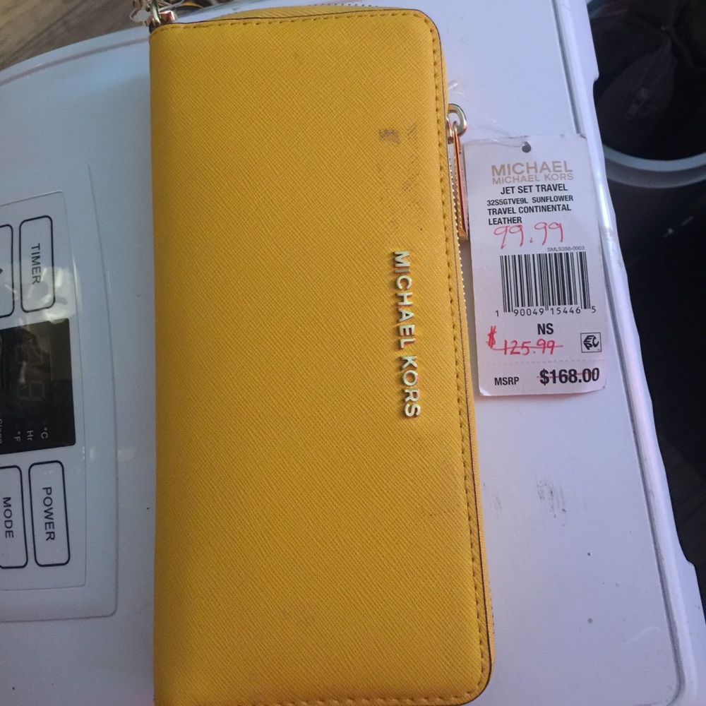 Authentic MK wallet