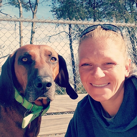 Meet the Posher Other - Meet your Posher, Carrie