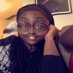 Meet your Posher, April