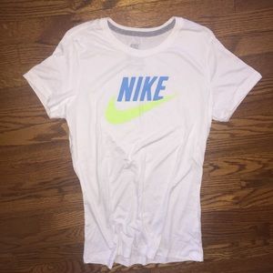 Nike t-shirt...Size L