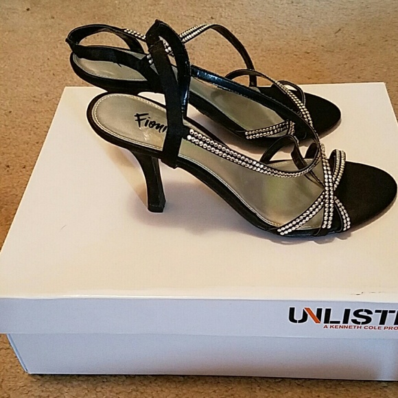 Heels - Picture 3 of 4