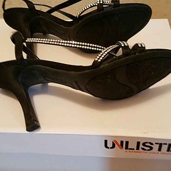 Heels - Picture 4 of 4