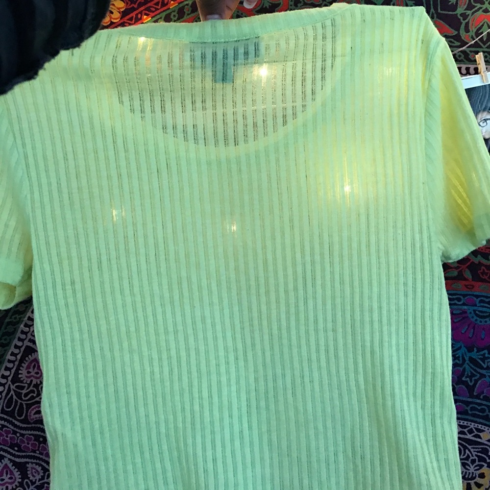 A neon yellow crop top from top shop! - Picture 3 of 3