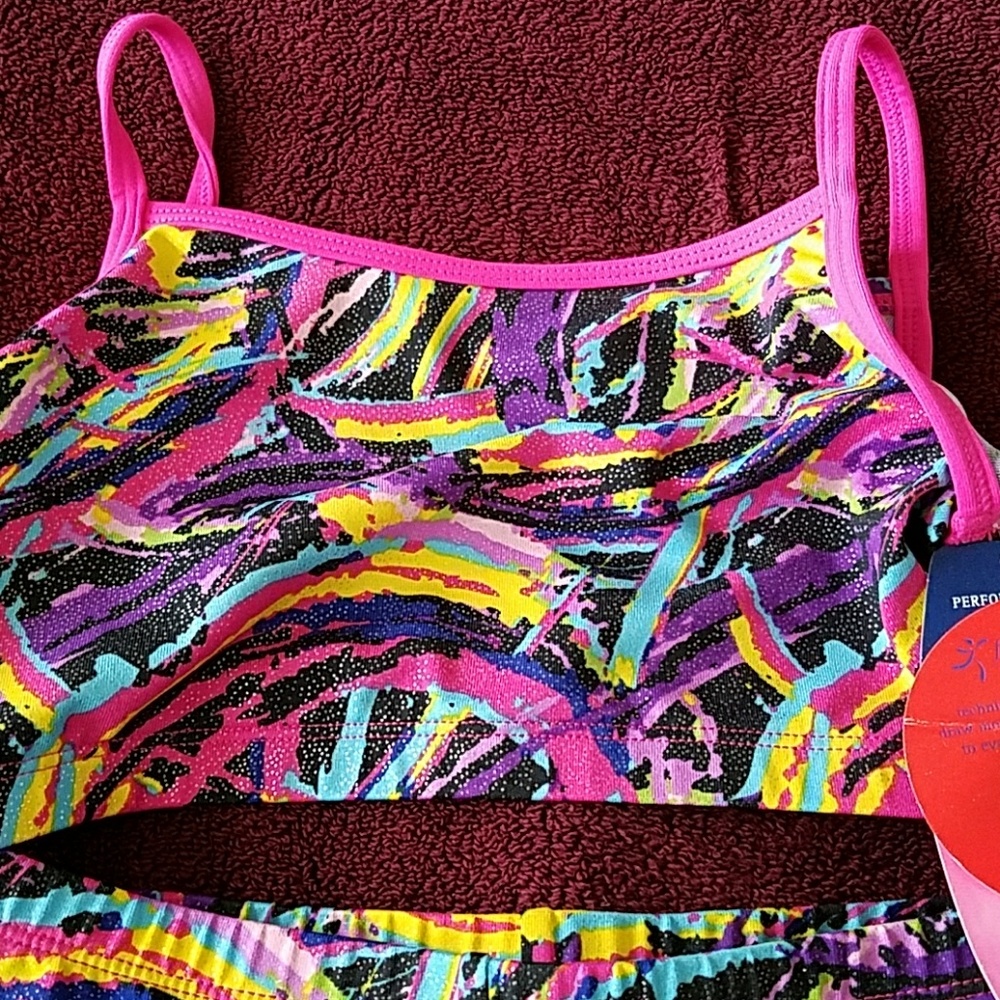 Danskin Freestyle Performance Set Speed Dri - Picture 2 of 7