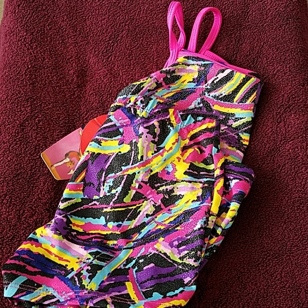 Danskin Freestyle Performance Set Speed Dri - Picture 7 of 7