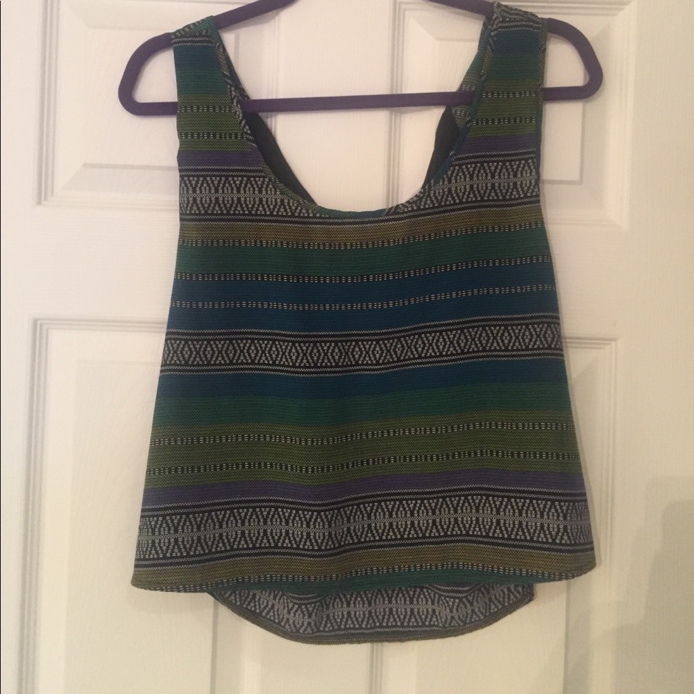 Multicolored shirt with a bow in the back
