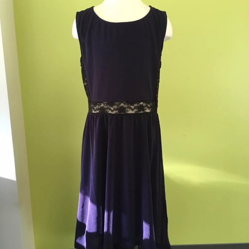 New H&M lace panel asymmetrical dress