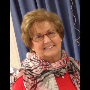 Meet your Posher, Carolyn