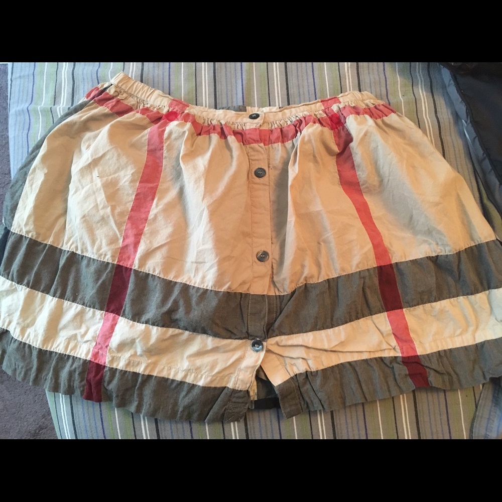 Girls  Authentic Burberry skirt