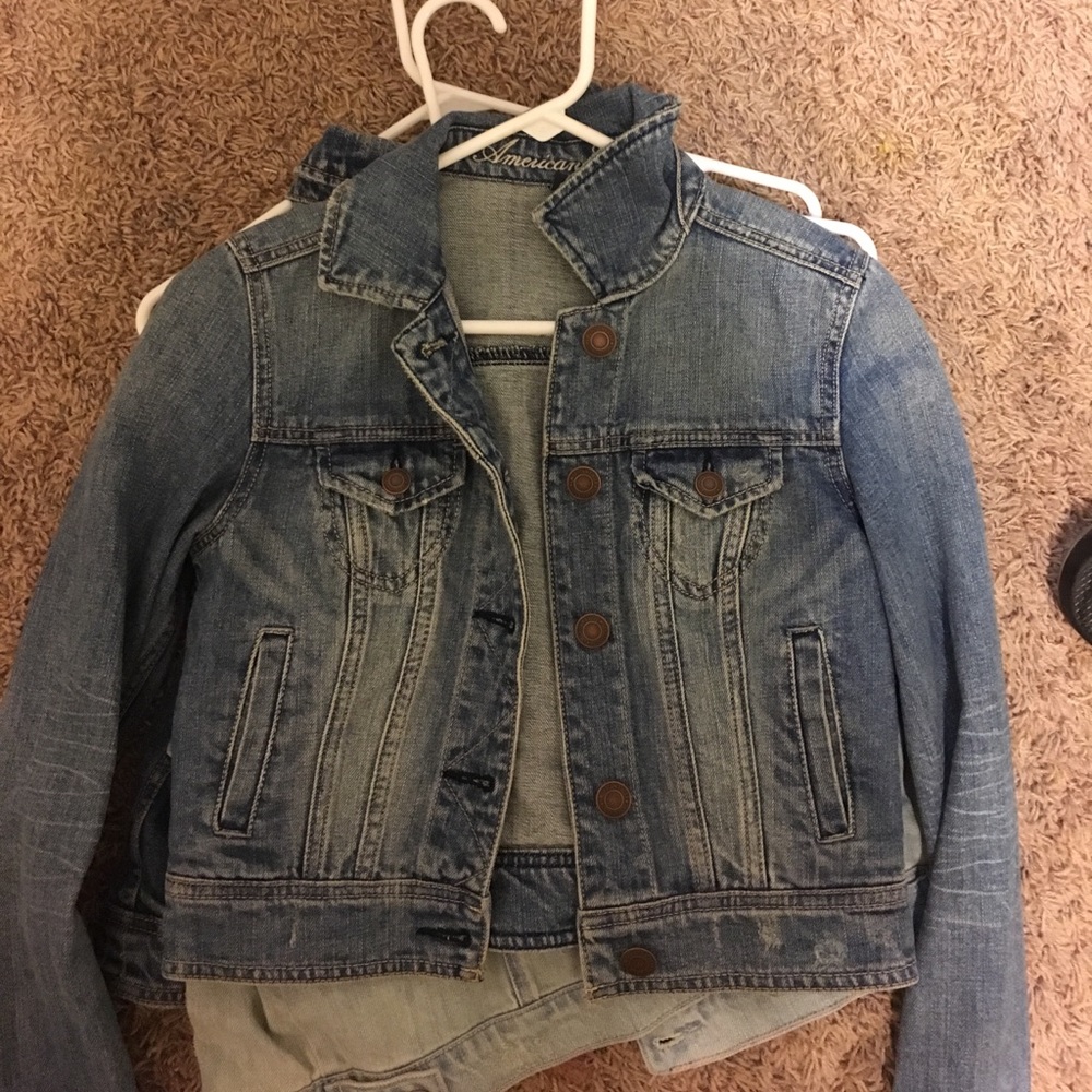Light wash jean jacket