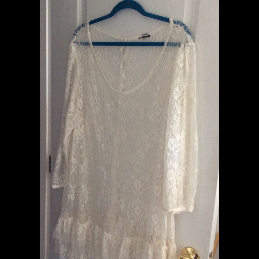 Beautiful ivory lace tunic! Boho style.