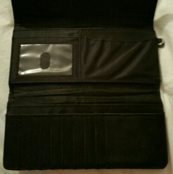 Kenneth Cole - Picture 2 of 3