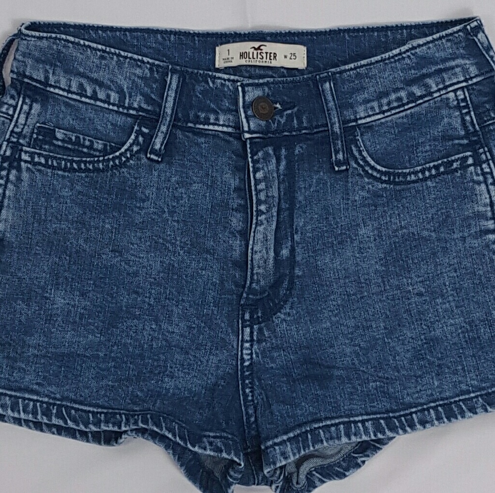 HOLLISTER JEAN SHORTS SZ 1  W 25