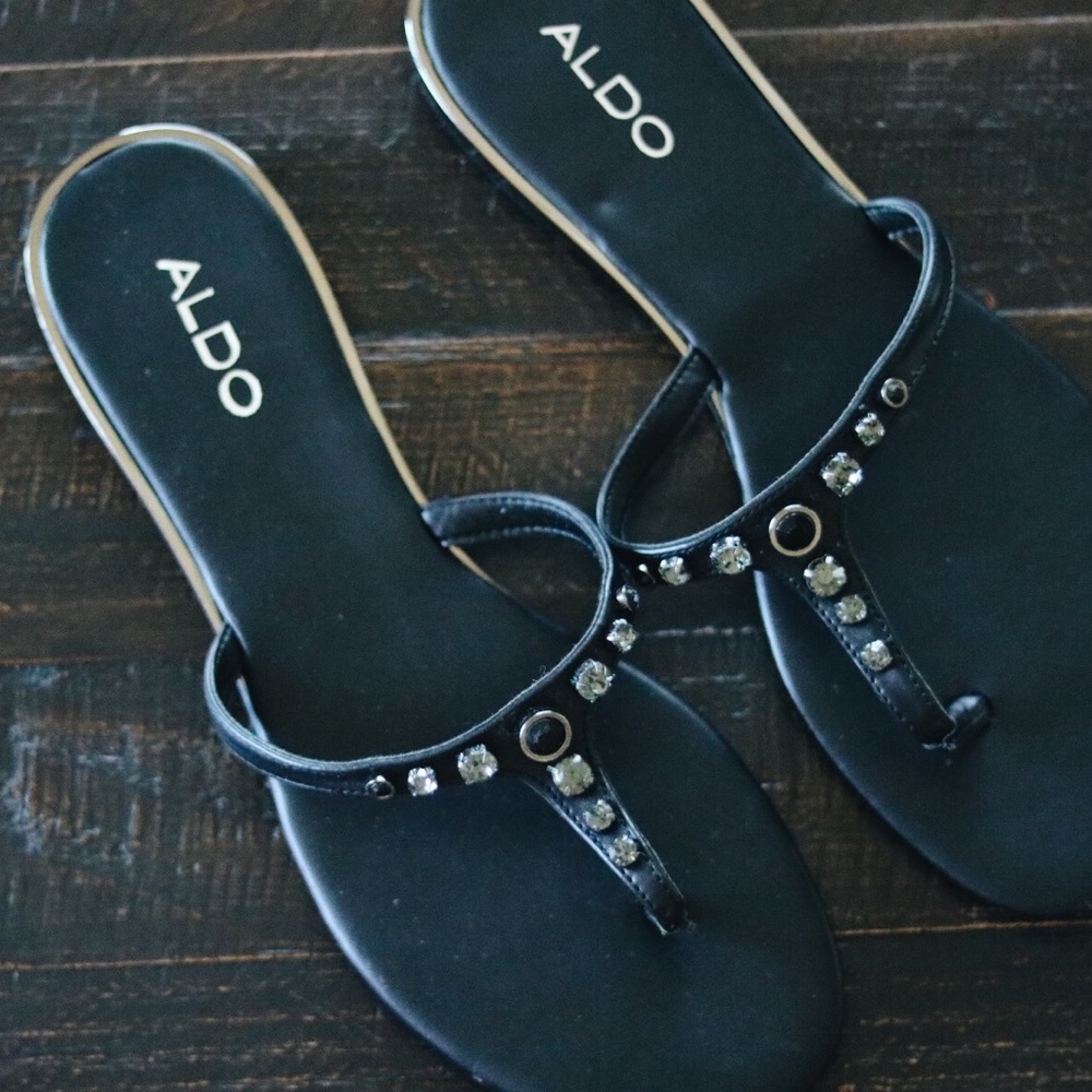 NWT ⚜️ ALDO Sandals / Still in box