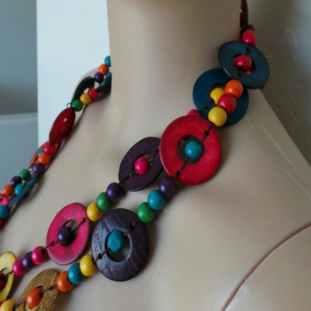 Multi Colorful long African beaded necklace - Picture 7 of 8