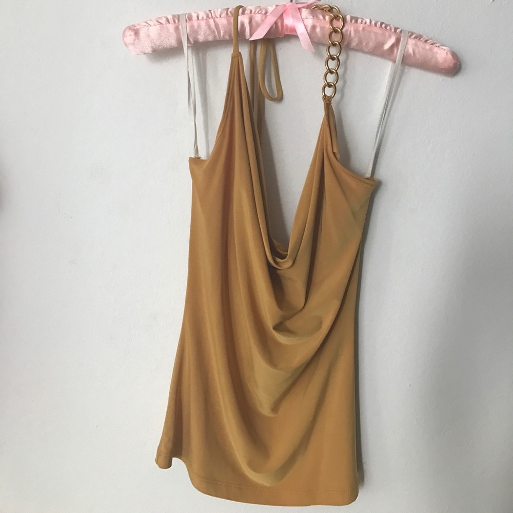 Plunge halter top✨