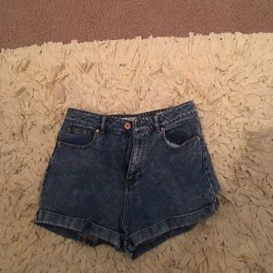 high wasted shorts
