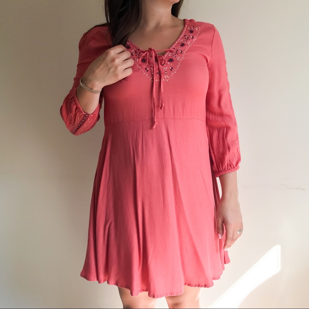 SALE! 3/4 sleeve faded rose dress. Never worn!