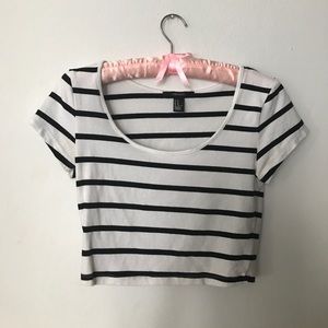 Crop top🖤
