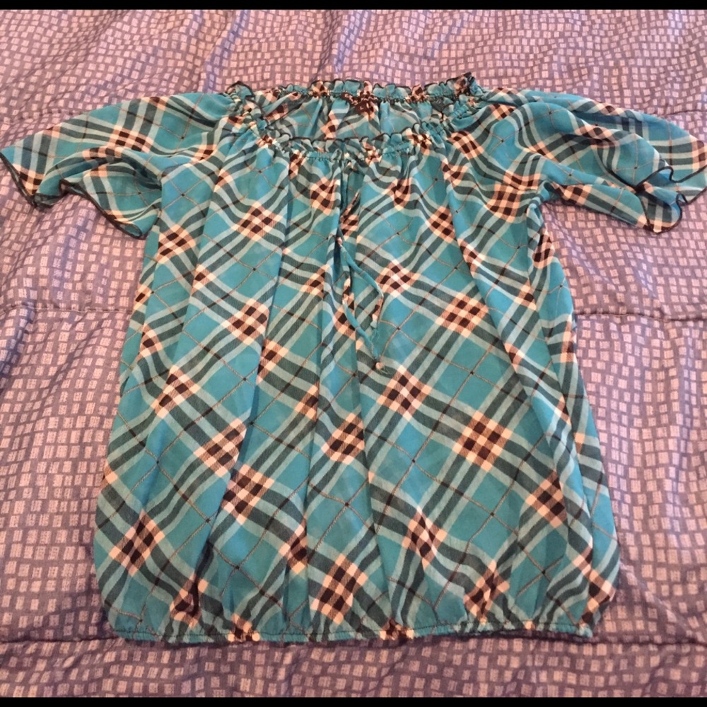 Off-the-shoulder blouse