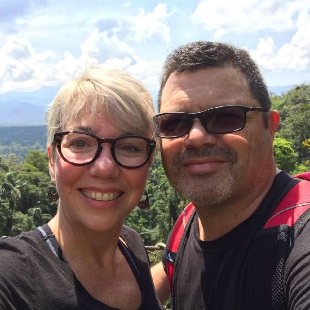 Meet your Posher, Dania