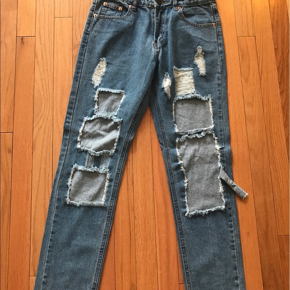 Ripped jeans, new