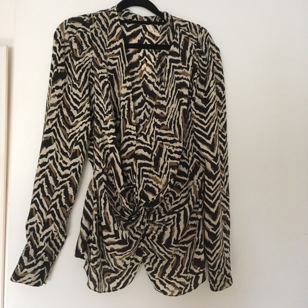 Chelsea flower printed deep v blouse