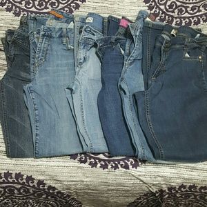 6 pairs of gently worn jeans