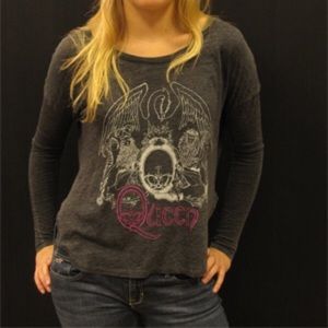 Chaser Queen Longsleeved shirt