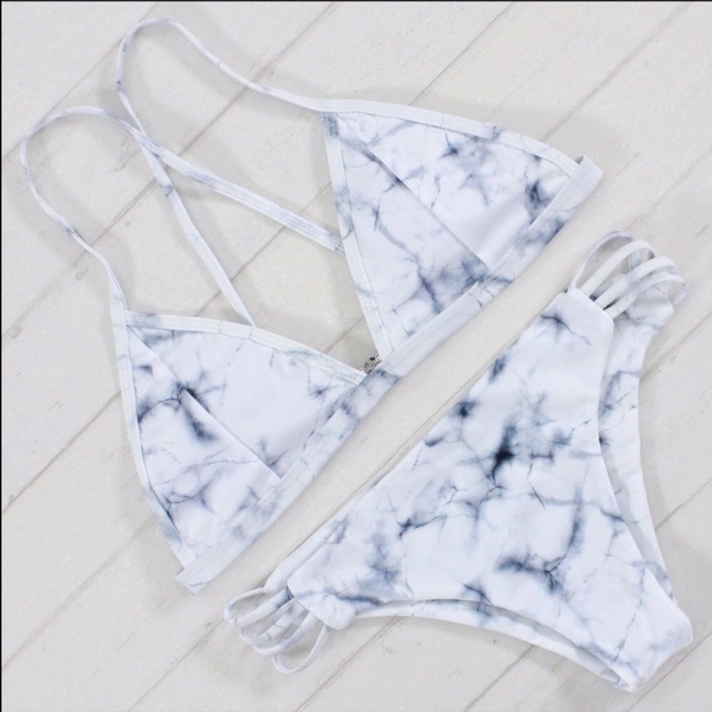 marble sexy and chic bikini