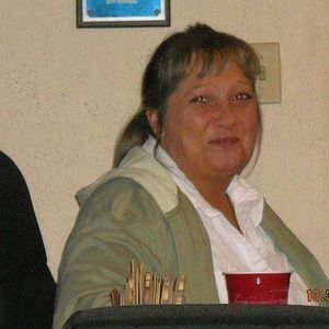 Meet your Posher, Lorie