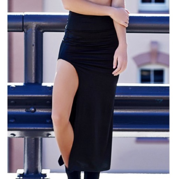 High slit elastic waist - Picture 3 of 7