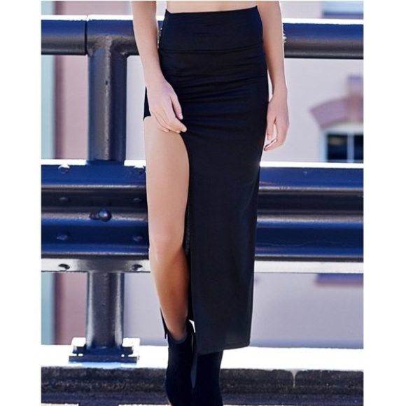 High slit elastic waist - Picture 2 of 7