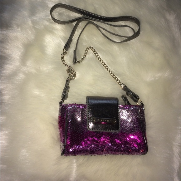 water in air conditioner vent