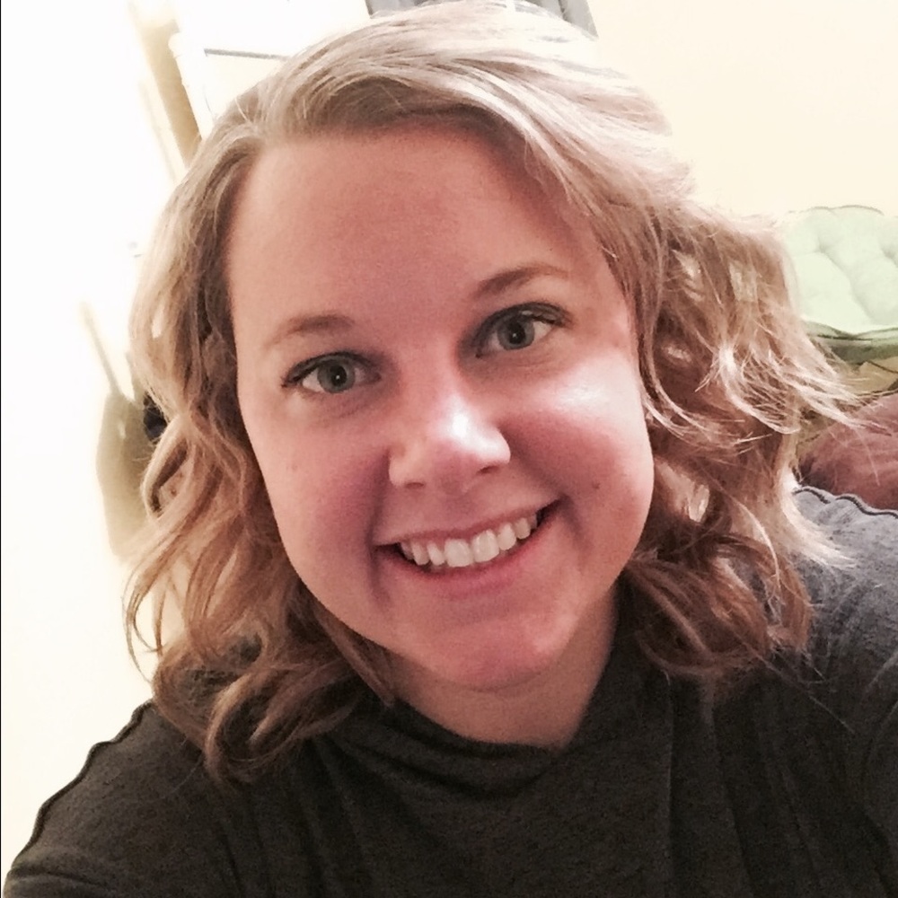 Meet your Posher, Hillary