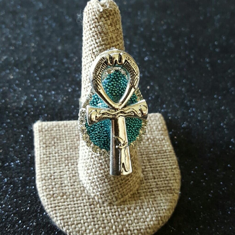 SOLD Ankh Ring. No offers accepted! - Picture 2 of 5