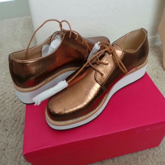 Shoe Dazzle Shoes - Copper loafers