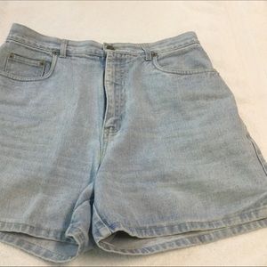 Genera Jean Shorts
