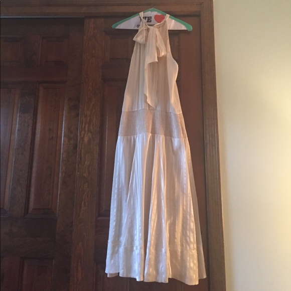 Gorgeous BCBGMaxazria off-white long gown, size XS - Picture 3 of 5